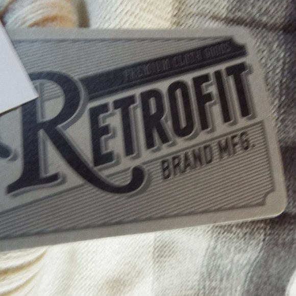 Retrofit Long Sleeve Sweater Boys L 3 Button Top New With Tags - Picture 6 of 8